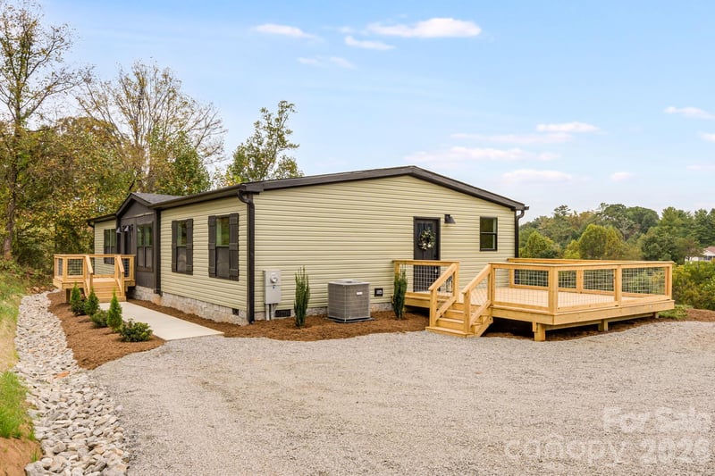 823 Jupiter Rd, Weaverville, NC 28787