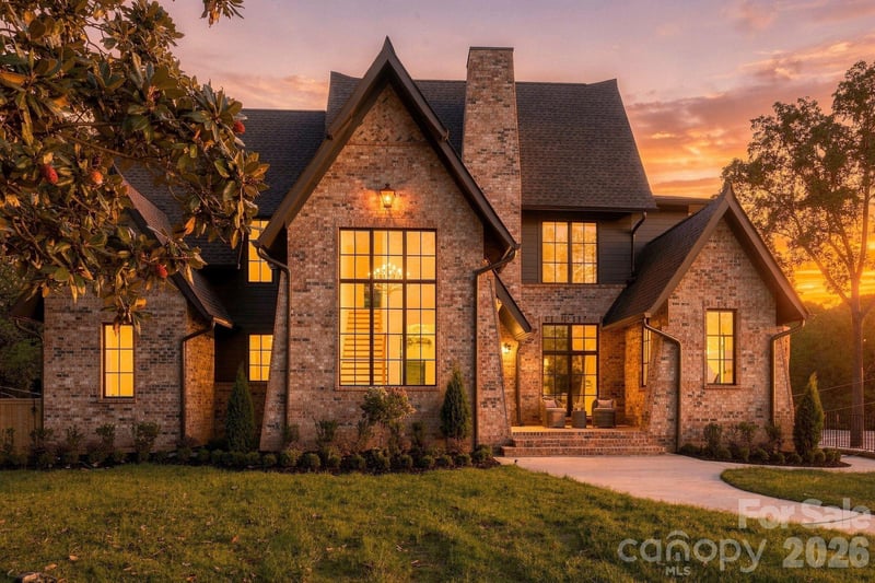 122 Lansdowne Rd, Charlotte, NC 28270