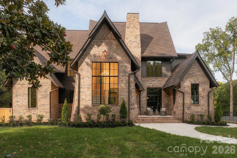 122 Lansdowne Rd, Charlotte, NC 28270