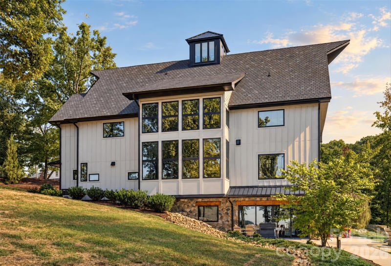 222 Greenbay Rd, Mooresville, NC 28117
