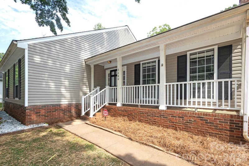 2600 Olde Whitehall Rd, Charlotte, NC 28273
