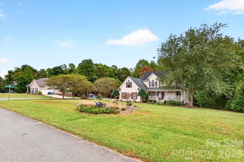 8705 Dartmoor Pl, Charlotte, NC 28227