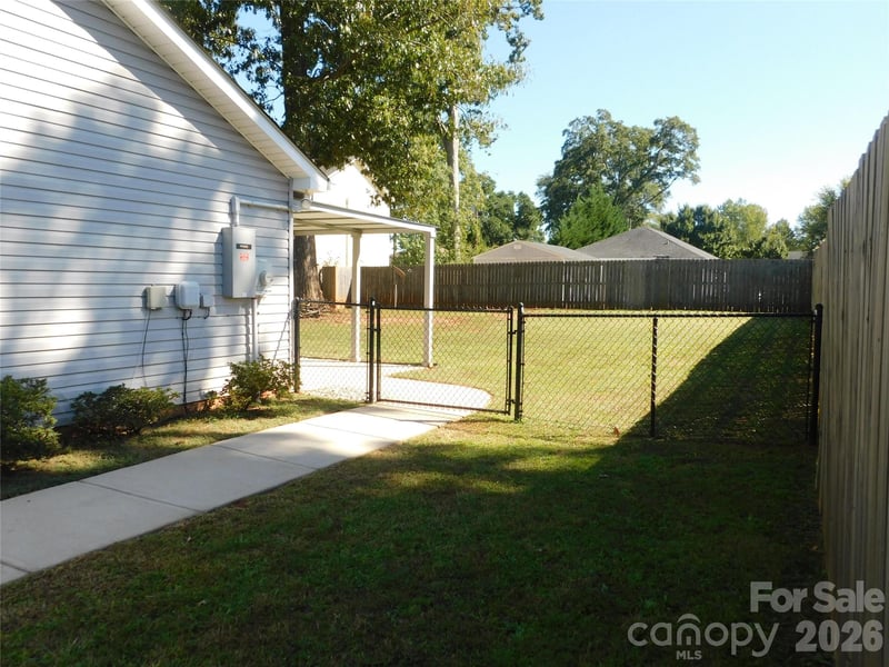 47 Linford St, Belmont, NC 28012