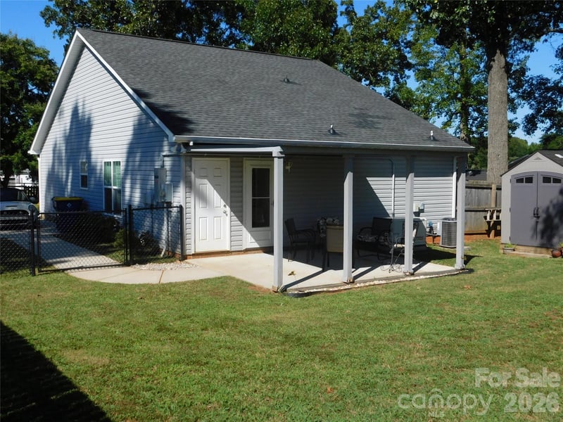 47 Linford St, Belmont, NC 28012