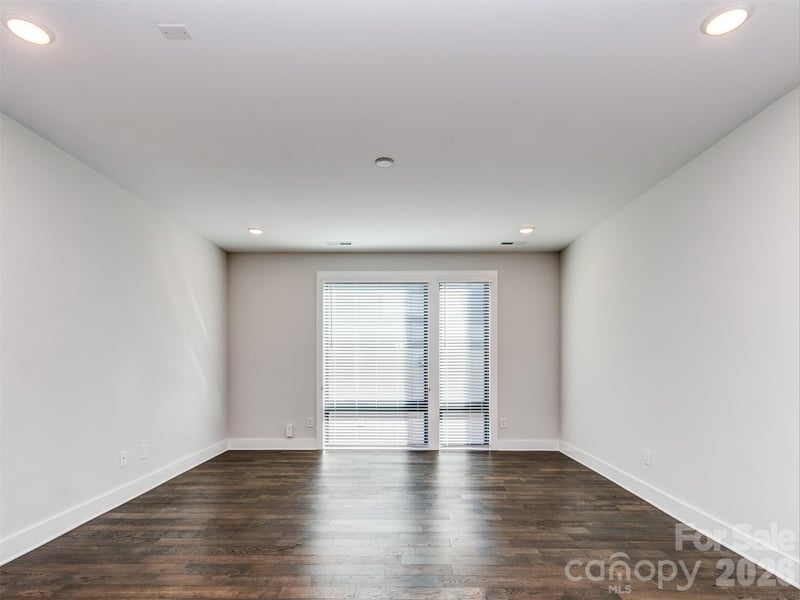 1212 Minter Pl, Charlotte, NC 28203
