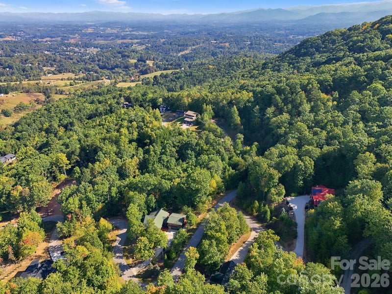 74 Balsamwood Rd, Leicester, NC 28748