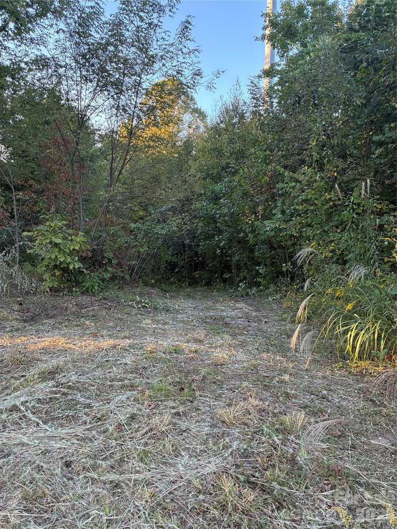 0 Corn Mountain Rd, Hendersonville, NC 28792