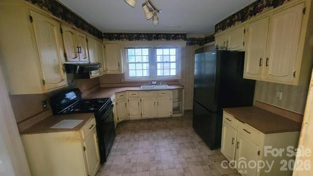910 W Mauney Ave, Gastonia, NC 28052