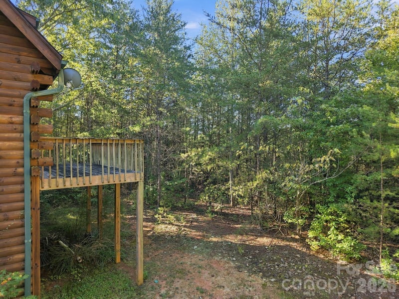 418 Piney Creek Dr, Lake Lure, NC 28746
