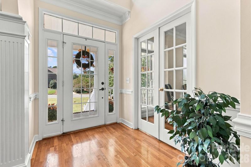 4858 Elmhurst Dr NE, Hickory, NC 28601