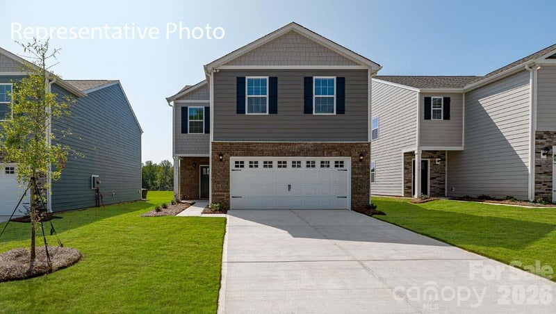 2145 10th St SE, Hickory, NC 28602
