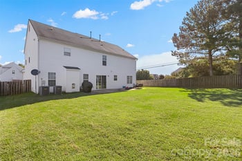 156 Rusty Nail Dr, Mooresville, NC 28115