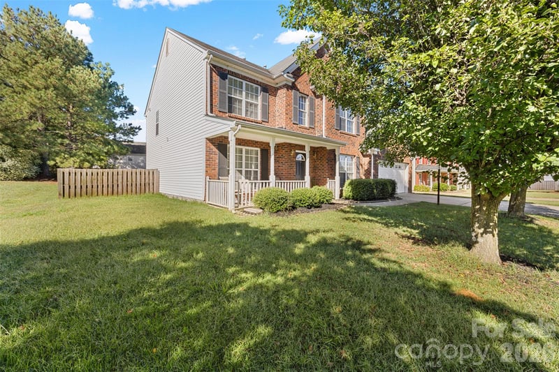 156 Rusty Nail Dr, Mooresville, NC 28115