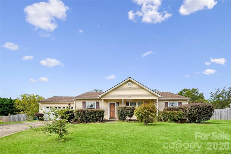 8544 Indian Summer Trl, Harrisburg, NC 28075