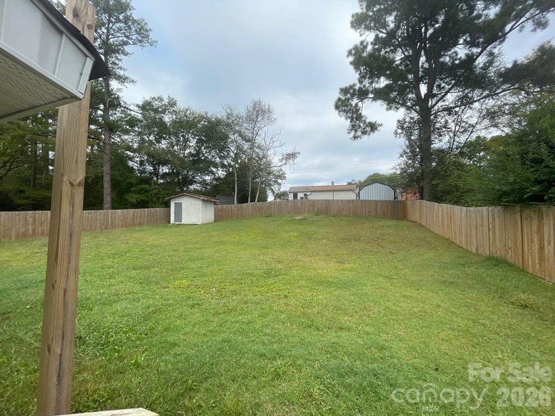 109 Walnut Ave, Belmont, NC 28012