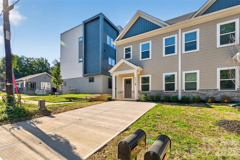 3533 Avalon Ave, Charlotte, NC 28208
