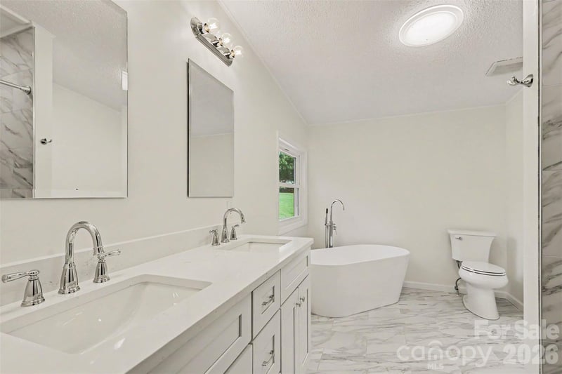 3560 New Potato Dr, Kannapolis, NC 28083