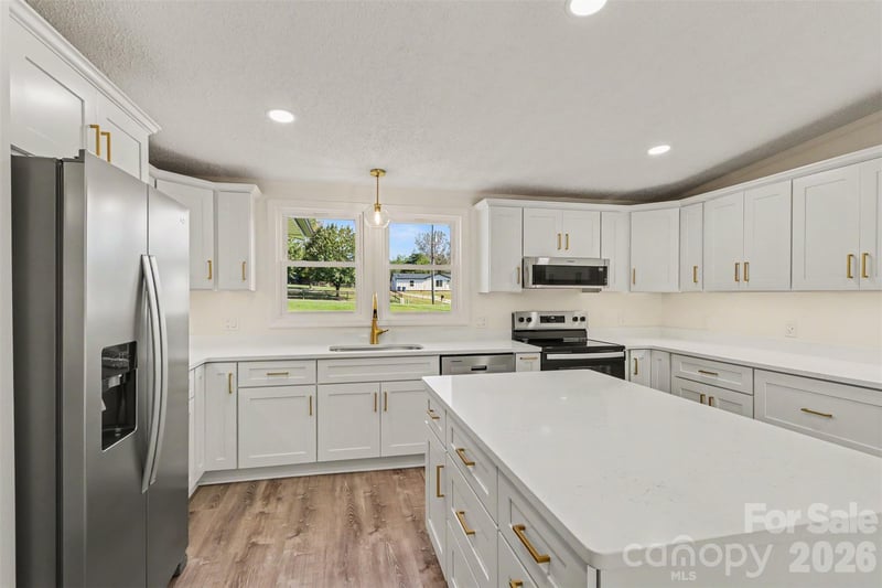 3560 New Potato Dr, Kannapolis, NC 28083