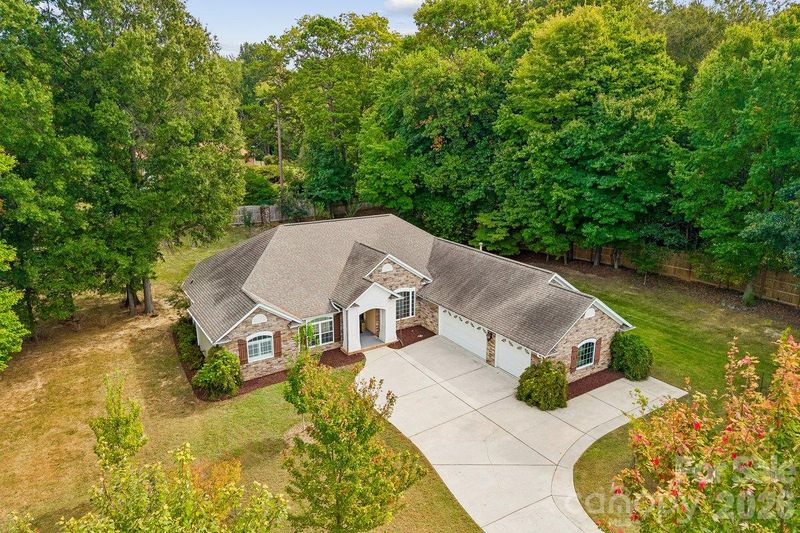 5329 Kuykendall Rd, Charlotte, NC 28270
