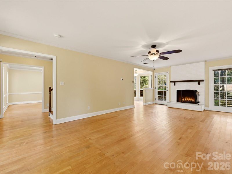 8614 Golf Ridge Dr, Charlotte, NC 28277