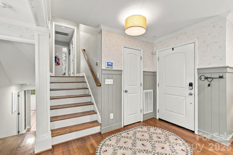 4001 Sussex Ave, Charlotte, NC 28210