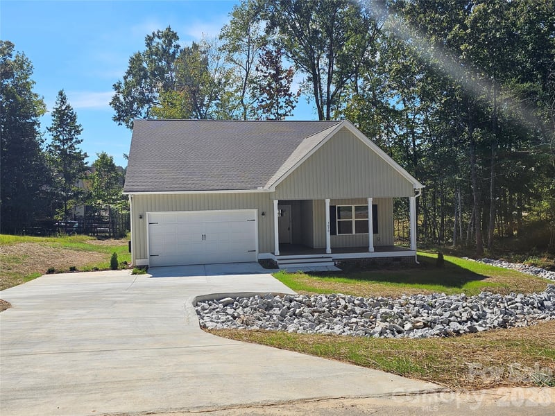 3670 Travertine Dr, Lancaster, SC 29720