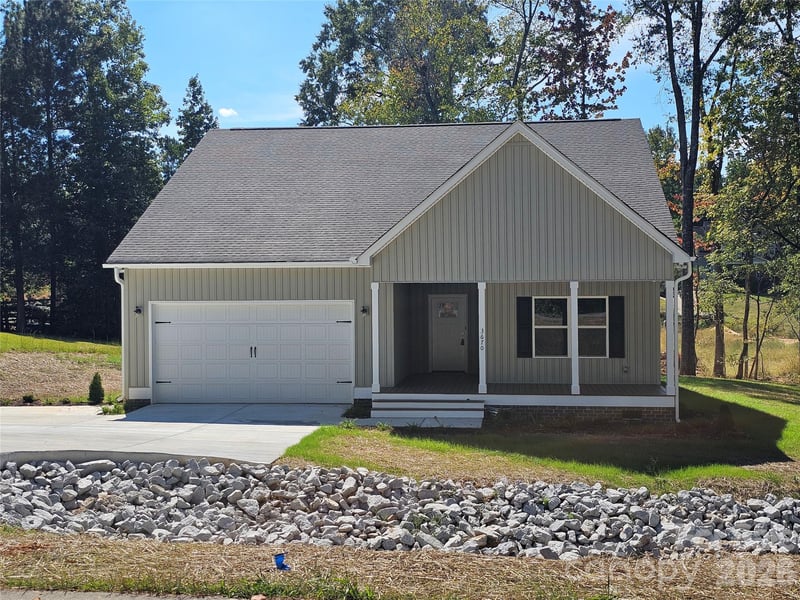 3670 Travertine Dr, Lancaster, SC 29720