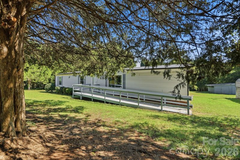 6017 Frazier Dr, Davidson, NC 28036