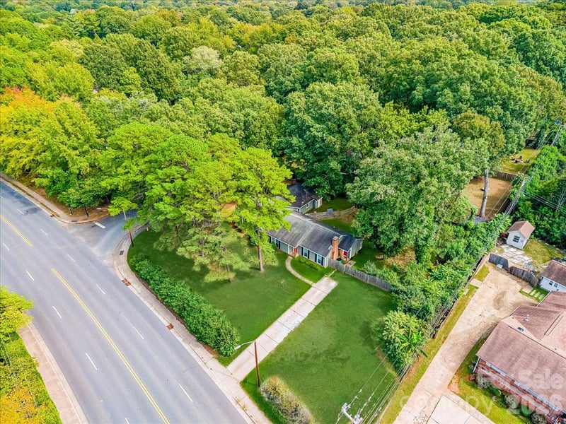6000 Gate Post Rd, Charlotte, NC 28211