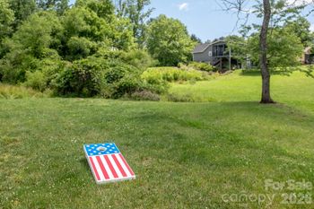 131 Mills Ave, Brevard, NC 28712