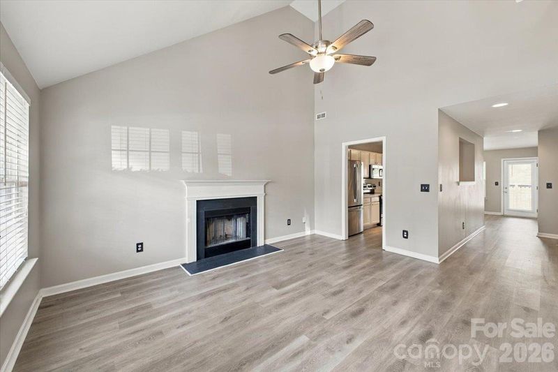 7812 Montbrook Dr, Charlotte, NC 28214