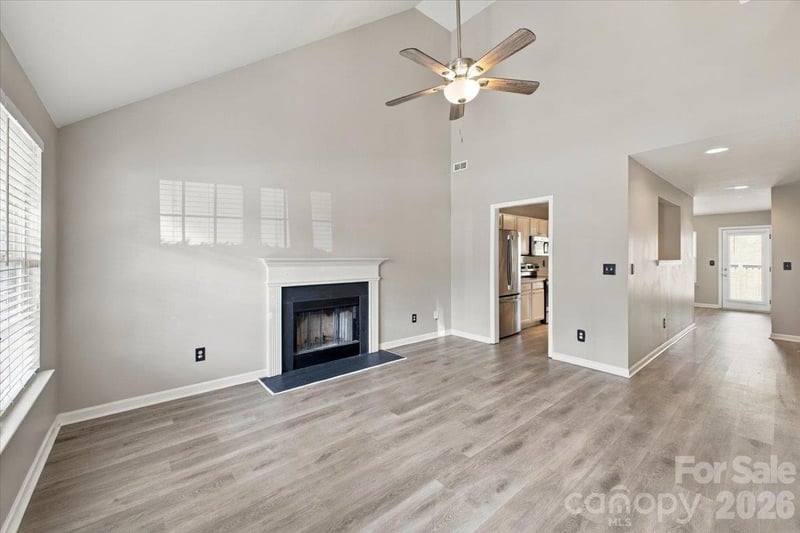 7812 Montbrook Dr, Charlotte, NC 28214