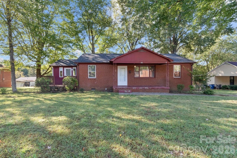 322 Hartness Rd, Statesville, NC 28677