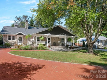 389 - 405 Courtland Blvd, Hendersonville, NC 28791