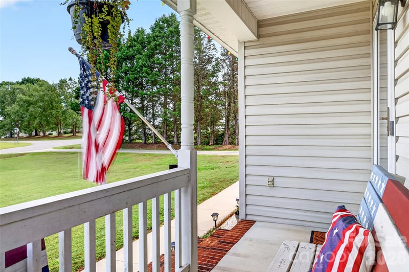 135 Rumple Hill Dr, Statesville, NC 28677