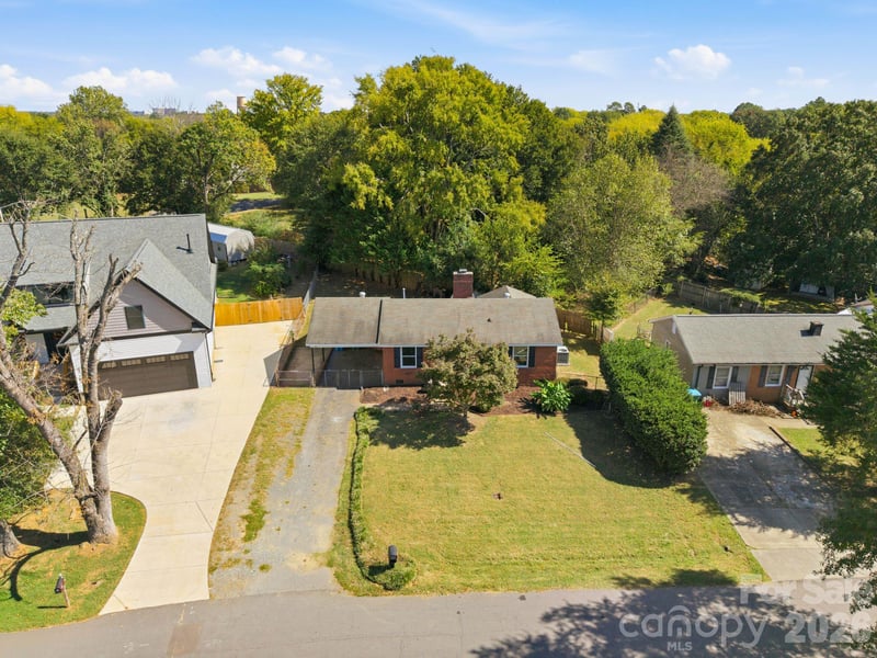 232 Eden Cir, Pineville, NC 28134