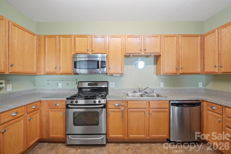 10919 Shelly Renee Dr, Cornelius, NC 28031