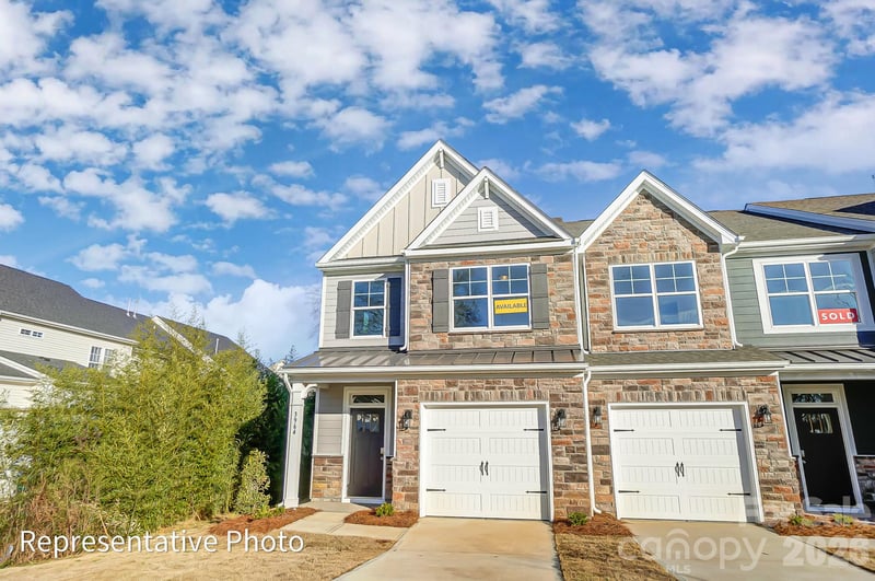 4332 Black Ct, Harrisburg, NC 28075