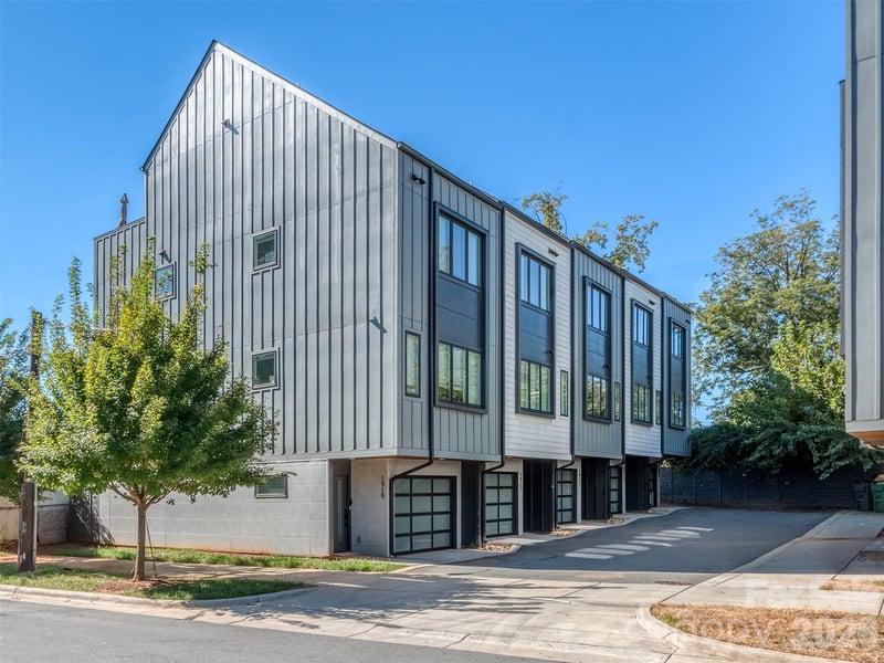 1919 W Trade St, Charlotte, NC 28216
