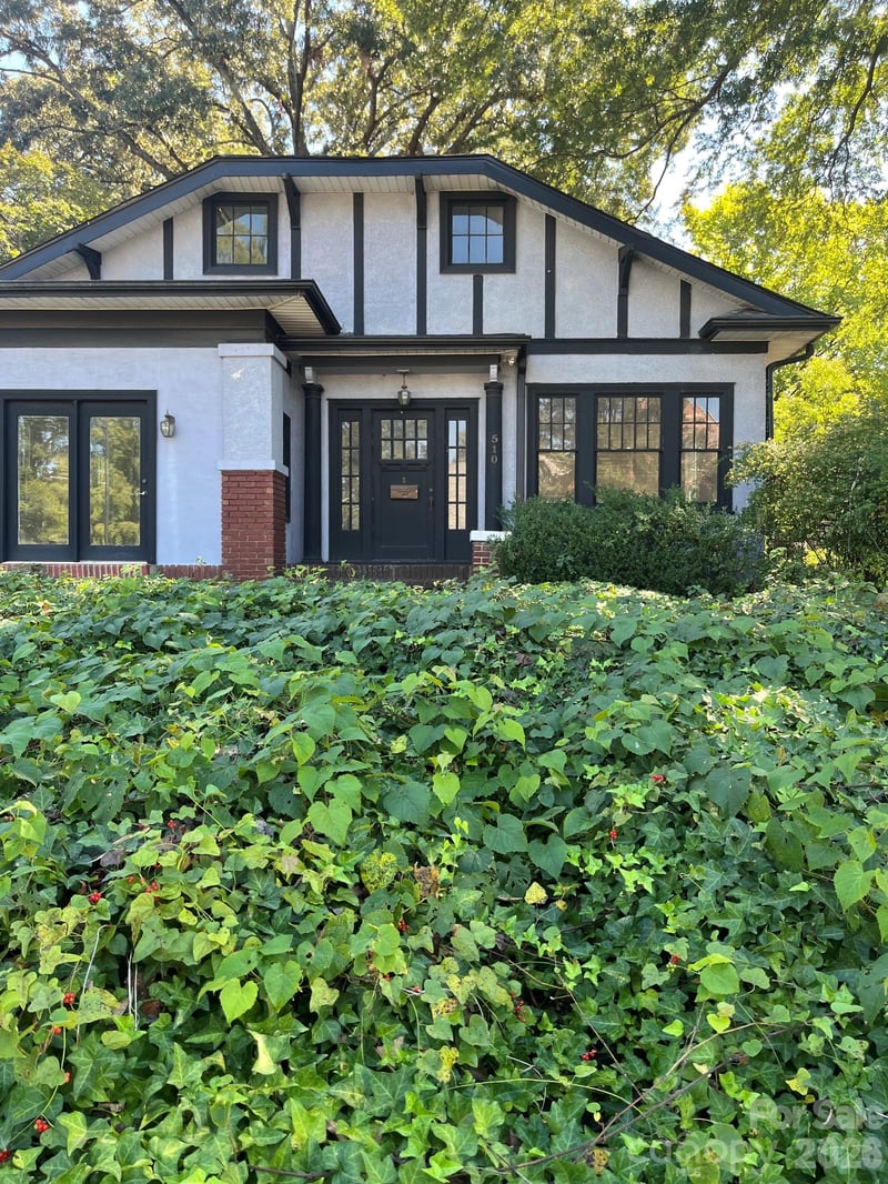 510 Hawthorne Ln, Charlotte, NC 28204
