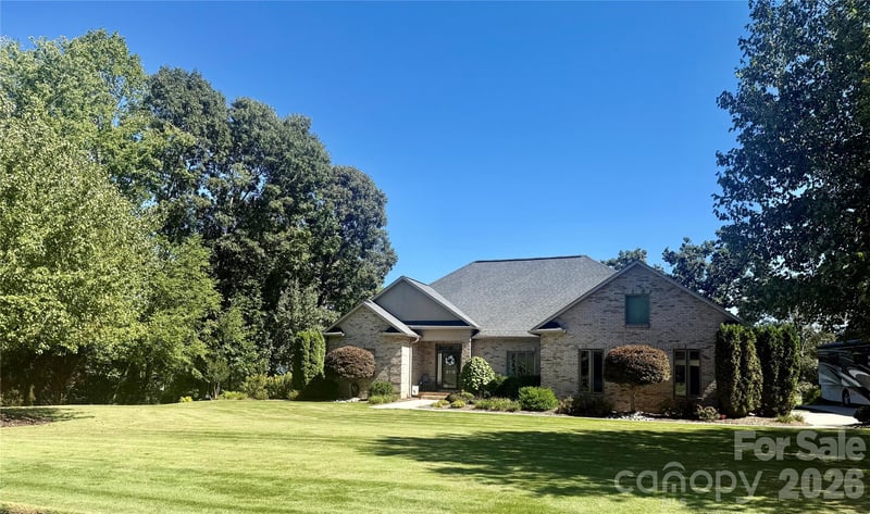 3715 Foxboro Ln NE #129/, Hickory, NC 28601