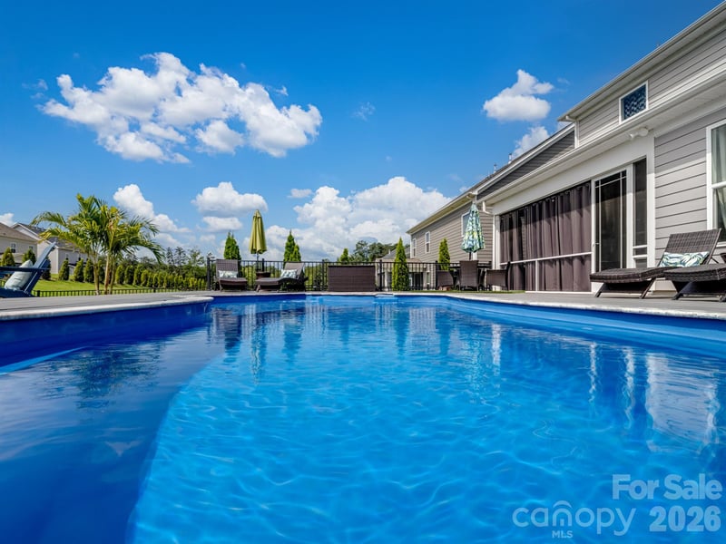 15213 Shallow Ridge Rd, Charlotte, NC 28278