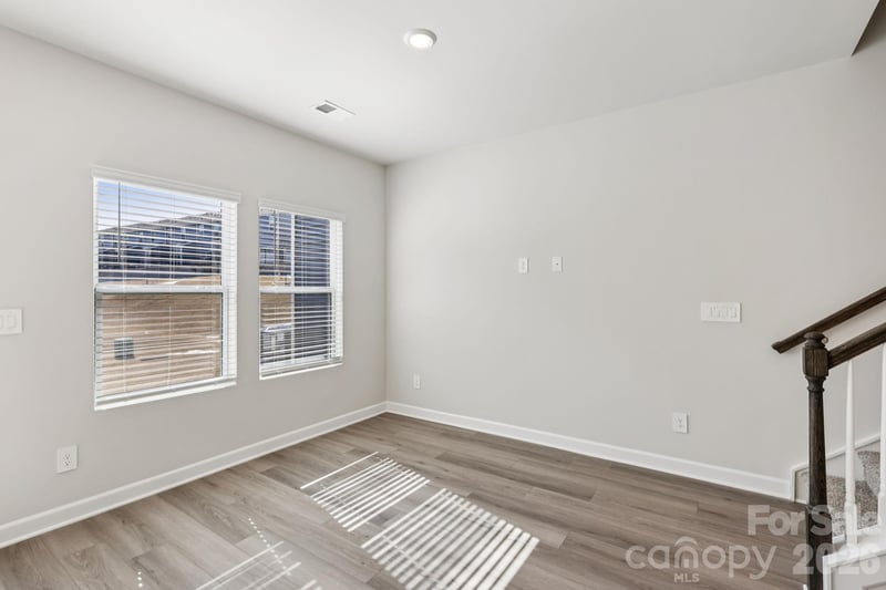 8009 Hidden Springs Trl, Charlotte, NC 28216