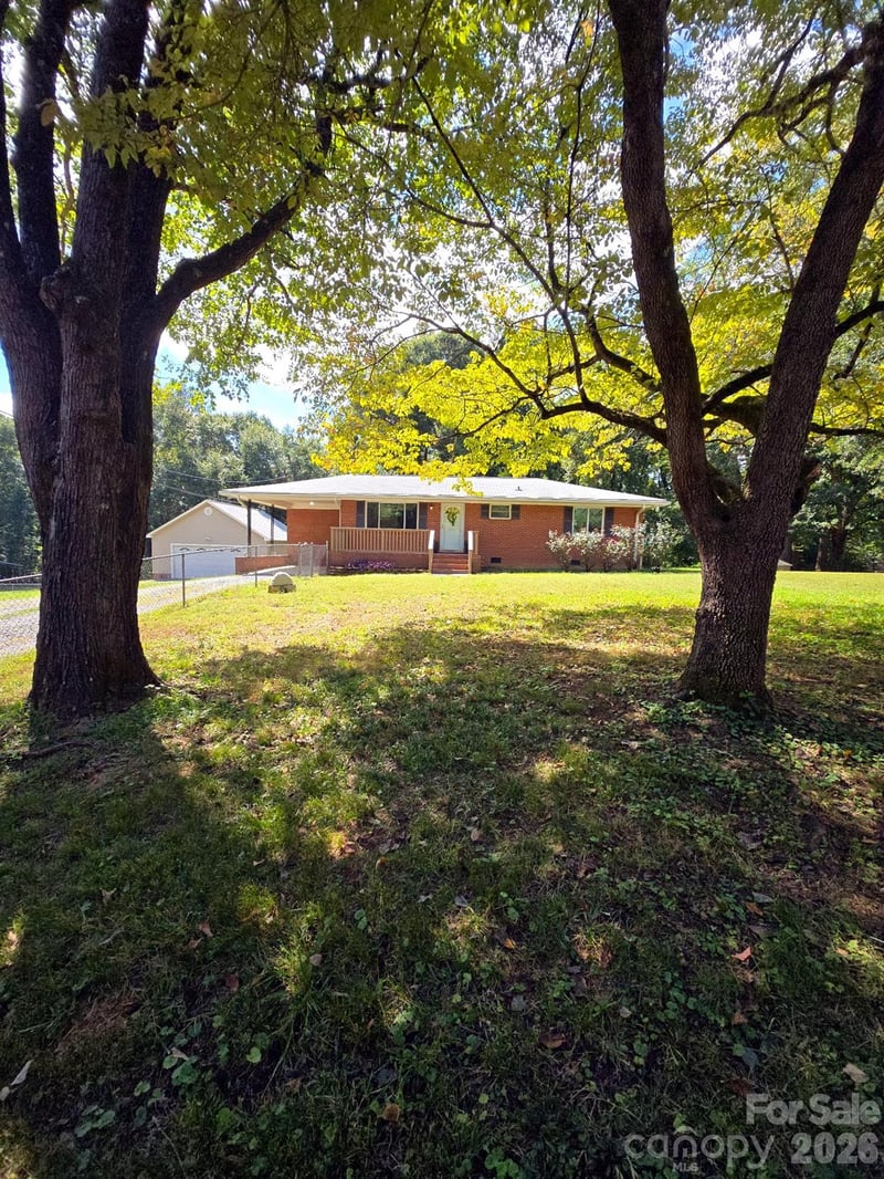 1627 W Lakewood Dr, Rock Hill, SC 29732