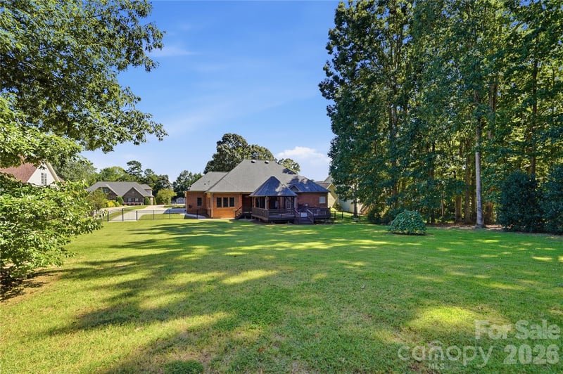 2469 Stoneview Ct, Denver, NC 28037