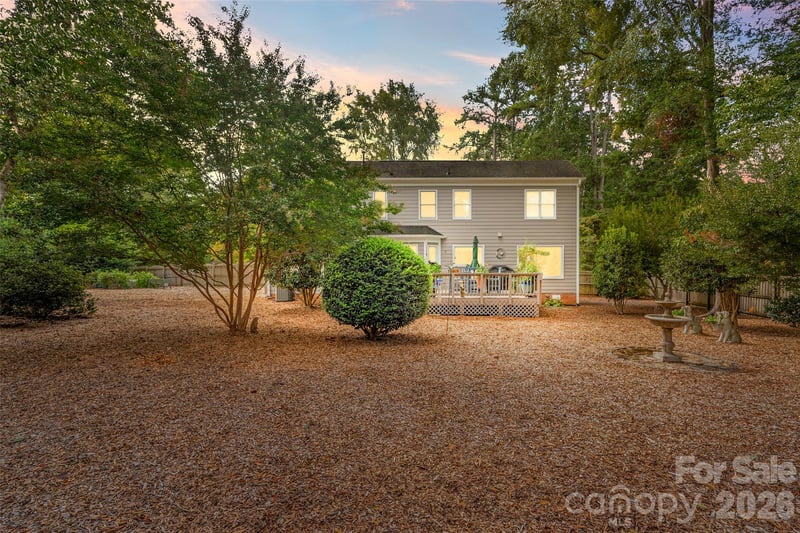 9831 Spring Harvest Dr, Mint Hill, NC 28227