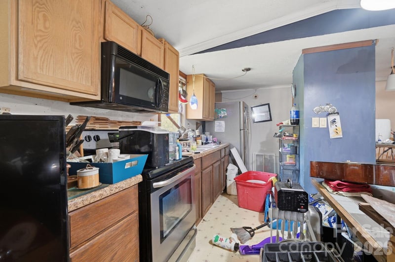 255 Dusty Ln, Marshall, NC 28753