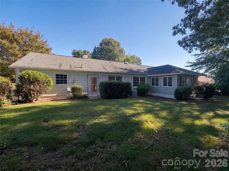 3309 Gardner Park Dr, Gastonia, NC 28054