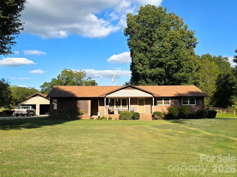 4106 Dallas High Shoals Hw, Dallas, NC 28034