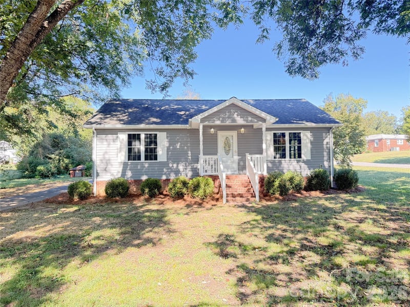 52 Roberta Rd, Concord, NC 28027